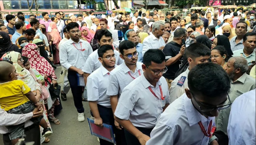 এসএসসি ও সমমানের পরীক্ষা শুরু